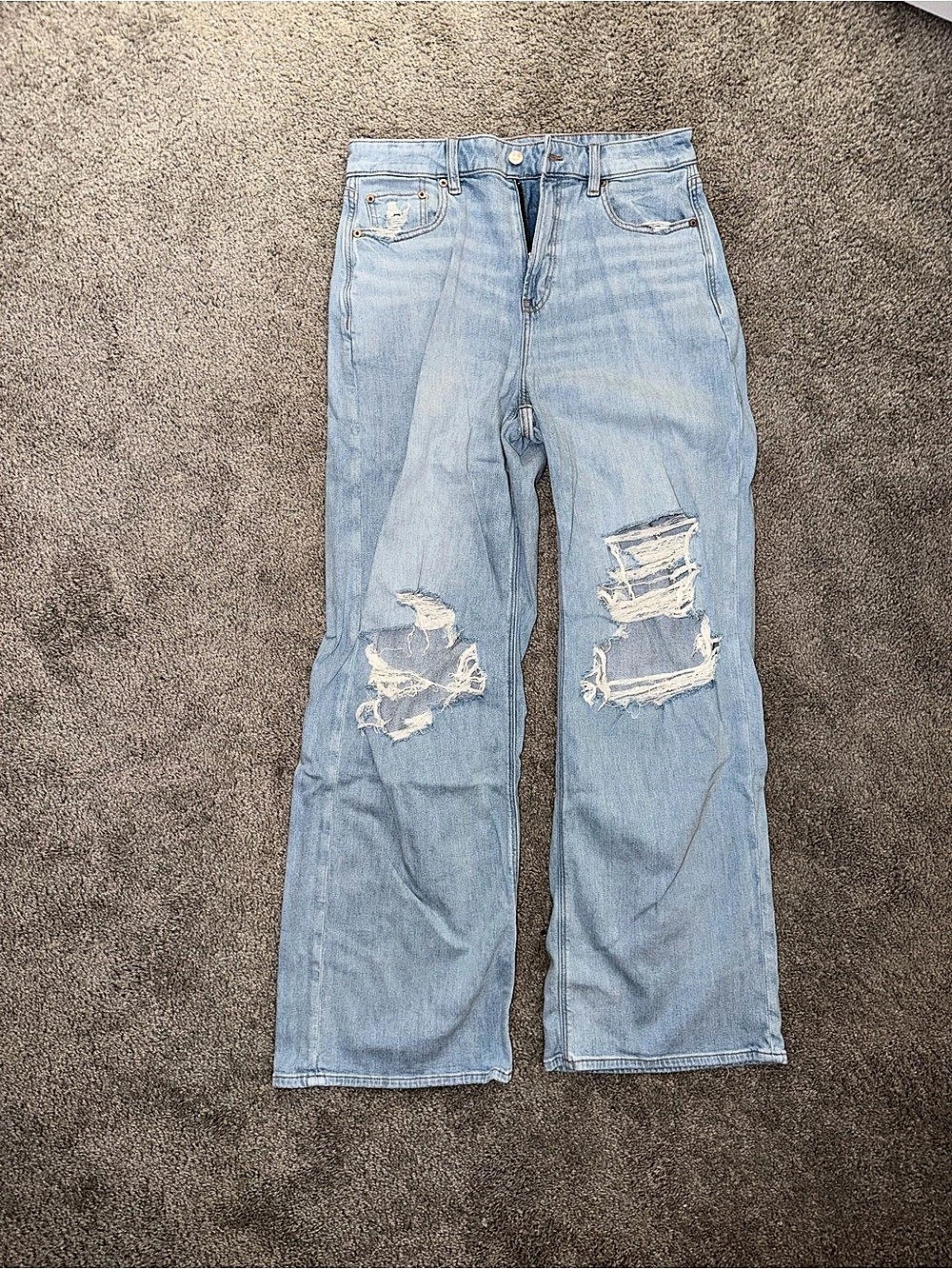 American Eagle Super High-Rise Baggy Wide Leg Jeans Size 8 Long